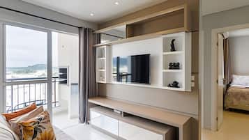 Apartment | Blackout drapes, iron/ironing board, WiFi (free)
