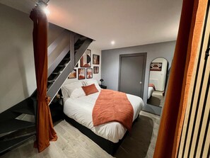 Room - Country house 10mn from Château-Gontier and Segré, 500m from greenway (Chemazé)