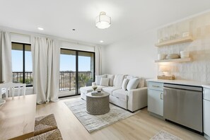 Smart TV - Oceanfront Hilton Head Villa | Salt & Sunrise (Hilton Head Island)