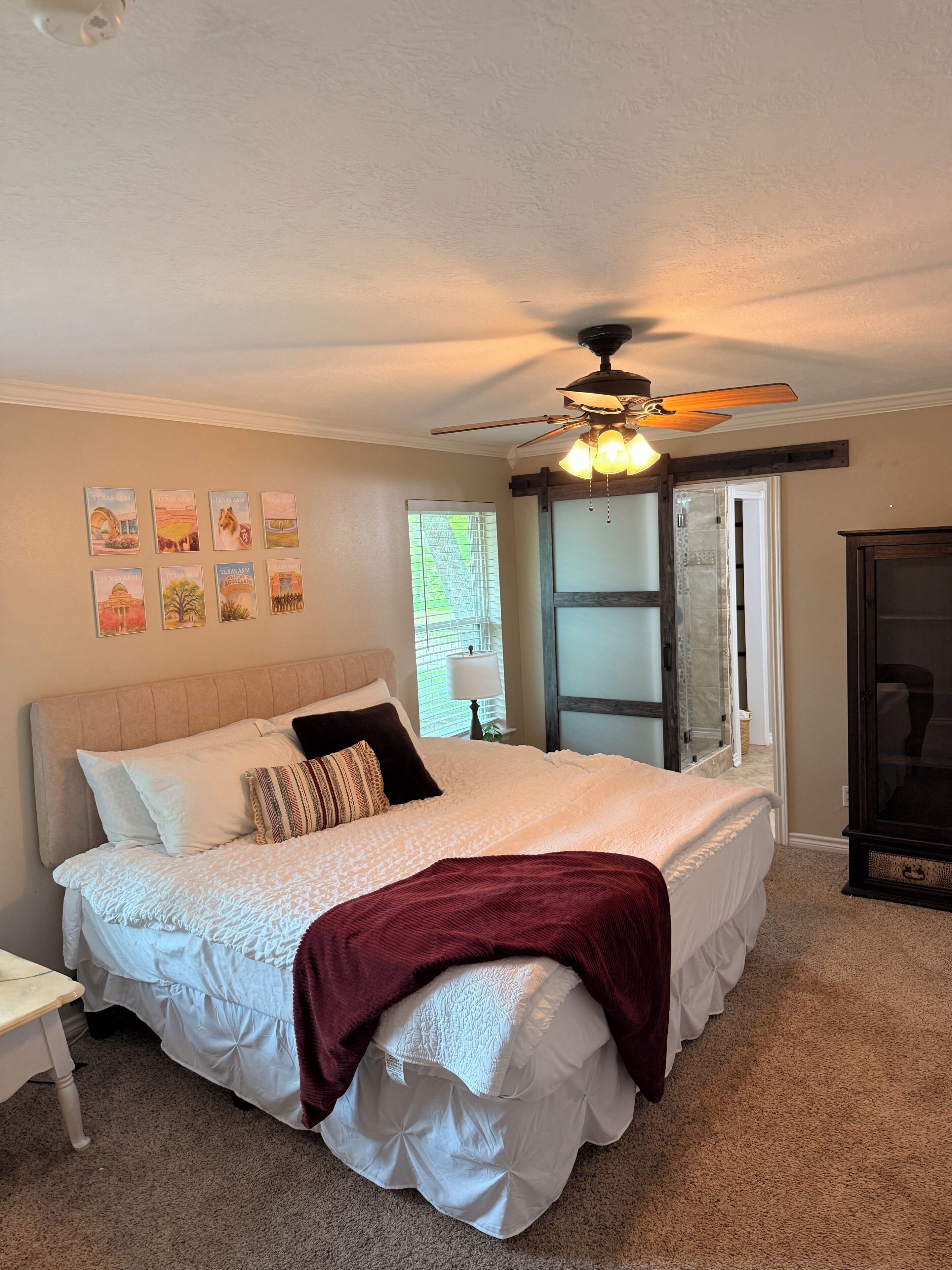 3 bedrooms, iron/ironing board, free WiFi, bed sheets