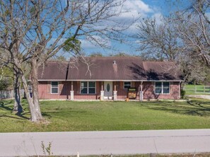 Exterior - Howdy House (College Station)