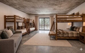 Quadruple Room, Mountain View | Free WiFi