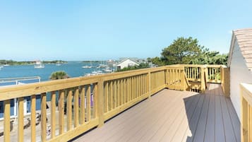 Suite, 1 slaapkamer, uitzicht op haven (Sunset Bunk Double Balcony) | Uitzicht vanaf balkon