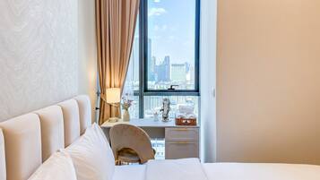 Apartment, 1 Bedroom, Balcony, Garden View | Living room