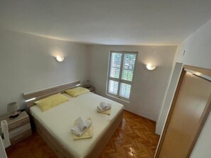 1 bedroom, WiFi, bed sheets - Apartment Bugenvila - Apartment with Garden View 1 (Vrboska)