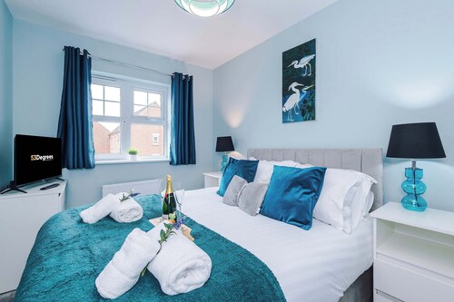 Spacious 3 Bed in Northwich, Perfect for Groups!