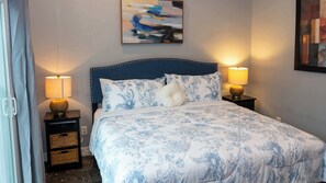 Leilighet, flere senger, kjøkken, bassengutsikt (Harbor by the Sea #1)