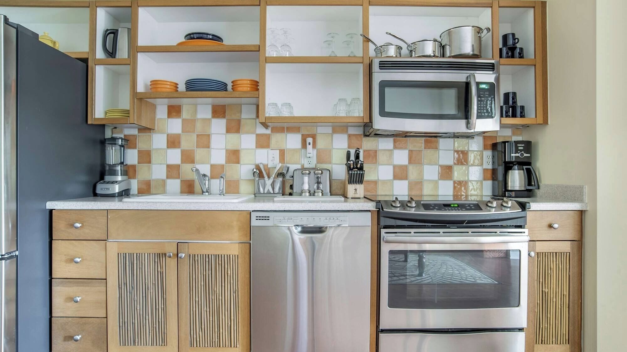 Coastal 2br Suite W/ Scenic Balcony, Full Kitchen, And Private Beach Access - Miramar Beach, FL