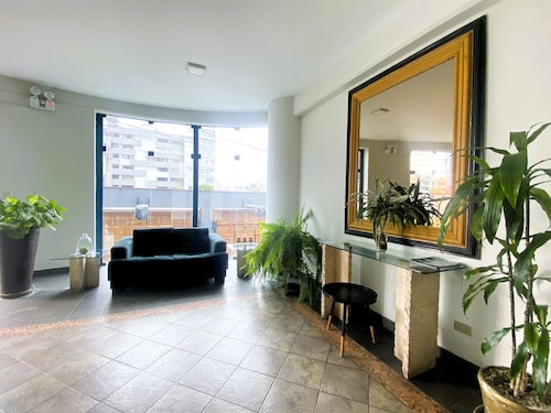Confortable 2 BR departamento Miraflores