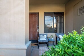 Property grounds - Casa Agave, a stylish Spanish one-bedroom lower-level condo. (La Quinta)