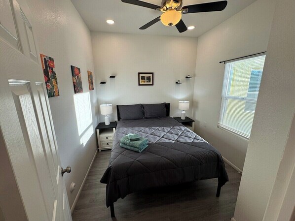 2 bedrooms, iron/ironing board, free WiFi, bed sheets