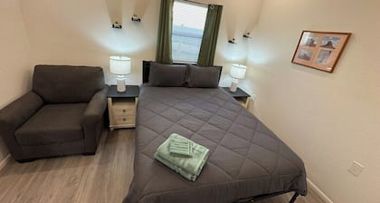 Historic Broad St Apt 8 in Upton’s Confectionery