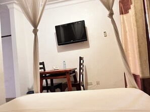 单人房, 阳台, 花园景观 | 办公桌、笔记本电脑工作区、免费 WiFi
