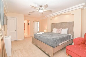 4 bedrooms, iron/ironing board, travel cot, WiFi - Go!#22 Paddington Way (Kissimmee)