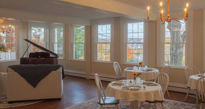 Graceful and inviting, The Serenity Garden Suite
No Cleaning Fee