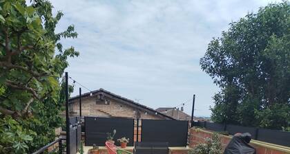 Maison Ă colombage spacieuse au cĆur d'un village du Quercy Caussadais