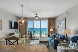 Smart TV, video games, books - Go Beach Go Majestic Sun Sand Pools Waves Gulf Views (Miramar Beach)