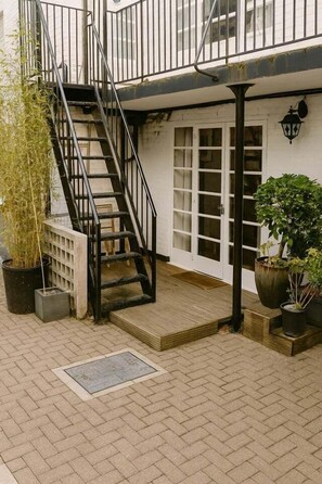 Exterior detail - Stylish Studio Flat in Fullwood’s Mews, London (London)