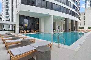Pool - FIFA Fan Fest | 2BR Sleeps 6 | Pool & Gym (Miami)