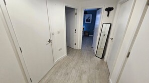 Interior - Buckler Court Islington 2‑Bed Kings Flat (Greater London)