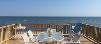 3-bedroom house in tranquil Fairfield with cool AC breeze