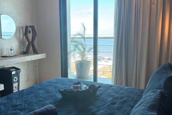 Double Room, 1 King Bed, Balcony, Sea View | In-room safe, blackout curtains, free WiFi, wheelchair access