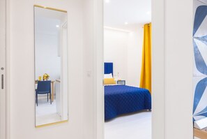 1 bedroom, iron/ironing board, WiFi, bed sheets - Dolce Vita Apartments - Capri with Private Terrace, Wi-Fi and Air Conditioning (Sorrento)