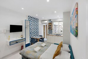 1 chambre, fer et planche à repasser, Wi-Fi, draps fournis