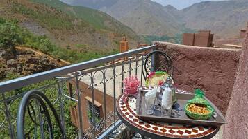 Comfort Double or Twin Room, Balcony, Mountain View | Outdoor dining