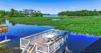 Lakefront Escape on Indian Lake