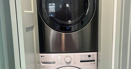 Charming 3-bedroom cabin with AC in Bartlett mins from Storyland & hiking