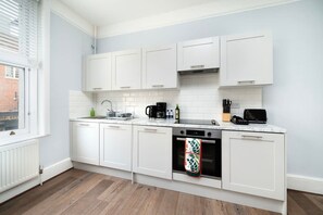 Private kitchen - Serene One-Bedroom Retreat in Fitzrovia (London)
