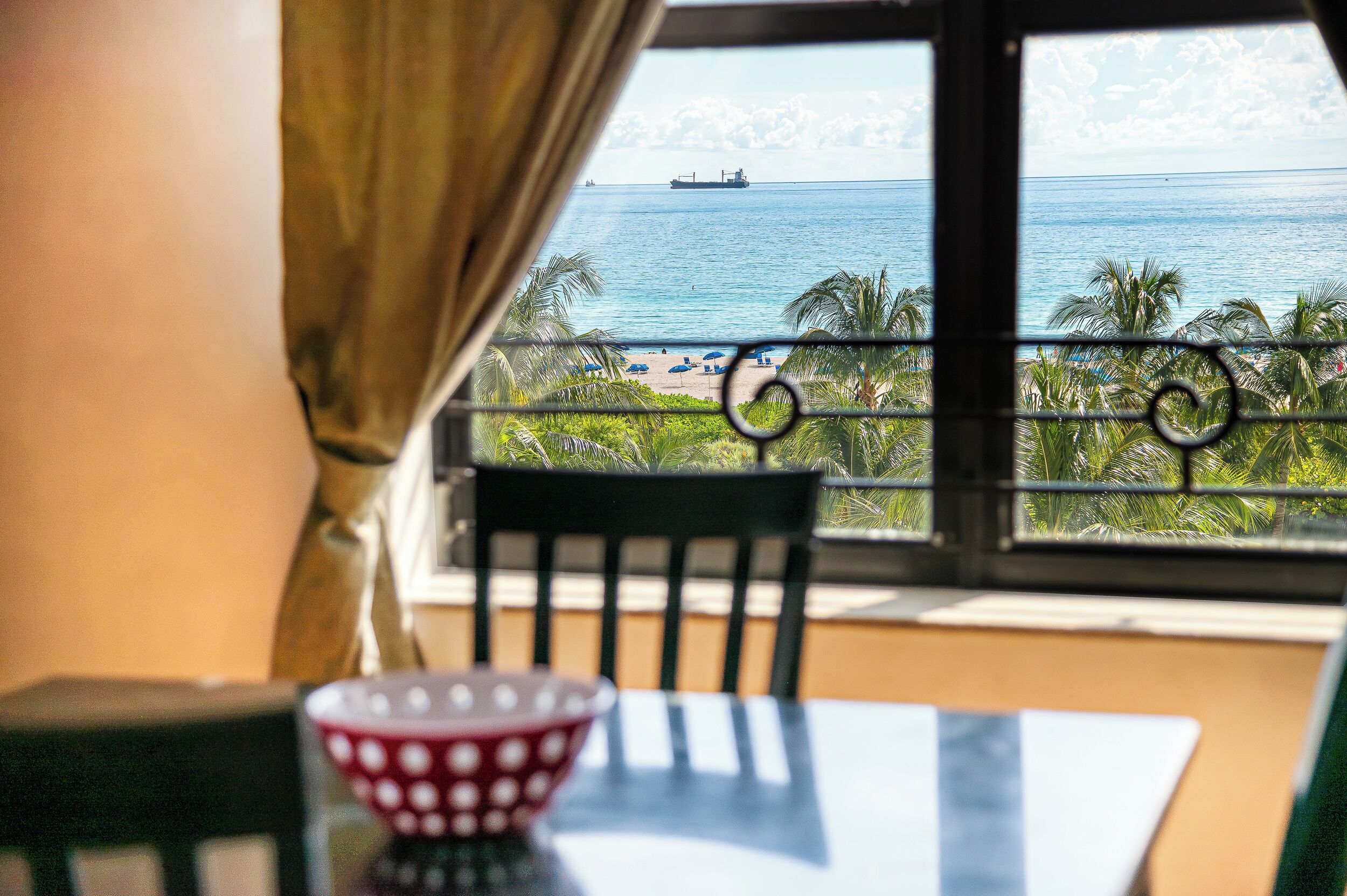 Panoramic Apartment, Beach View | Interior