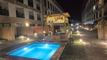 Apartment | Pool | Outdoor pool