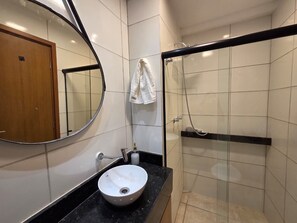 Studio | Bathroom - Max Carneiros (Tamandaré)