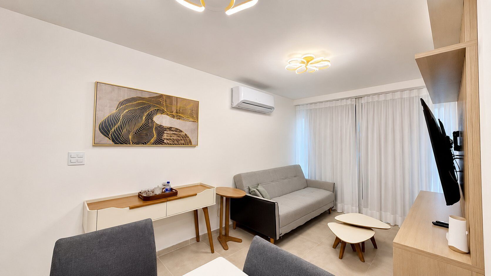Deluxe Apartment | Living area