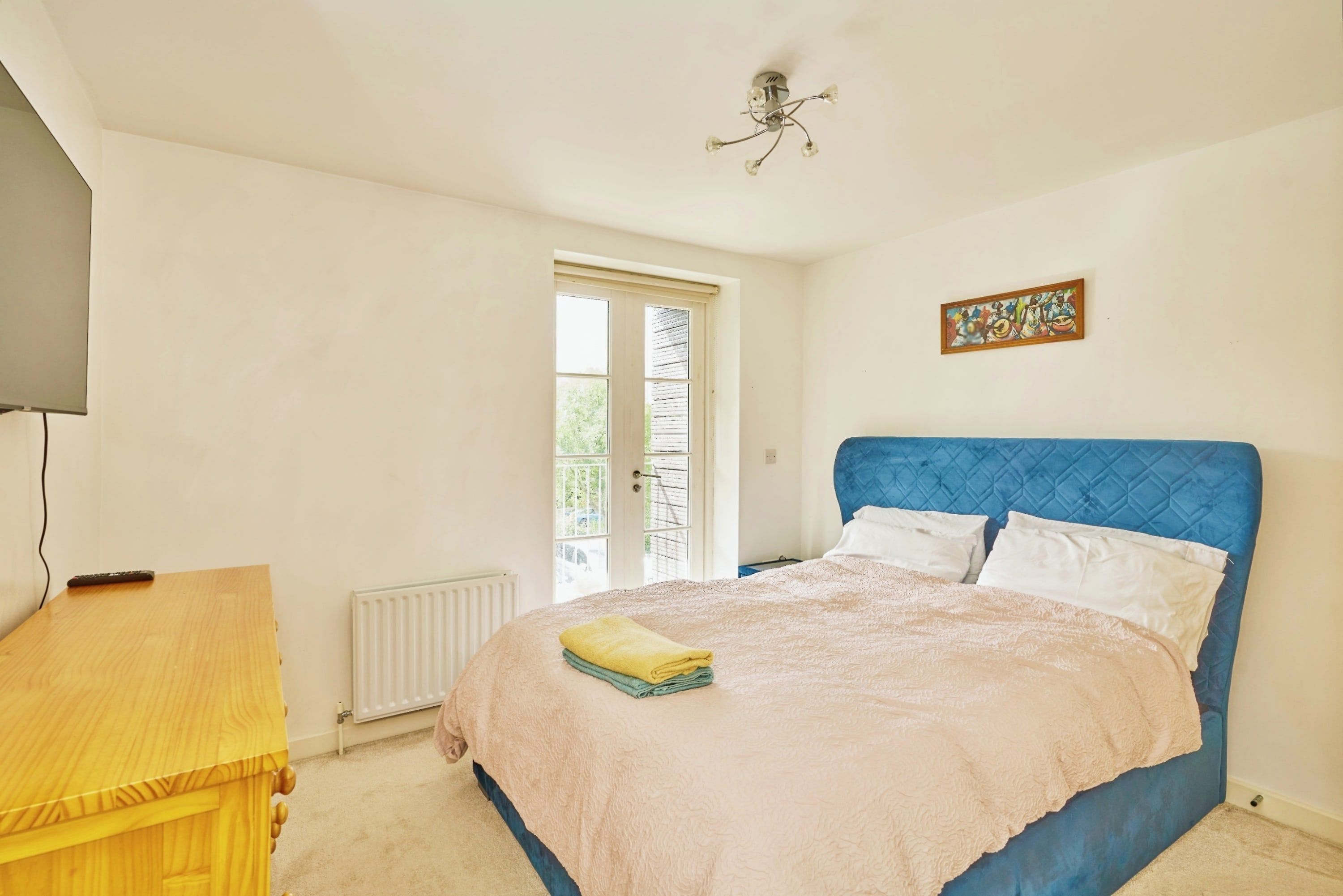 2 bedrooms, desk, iron/ironing board, free WiFi