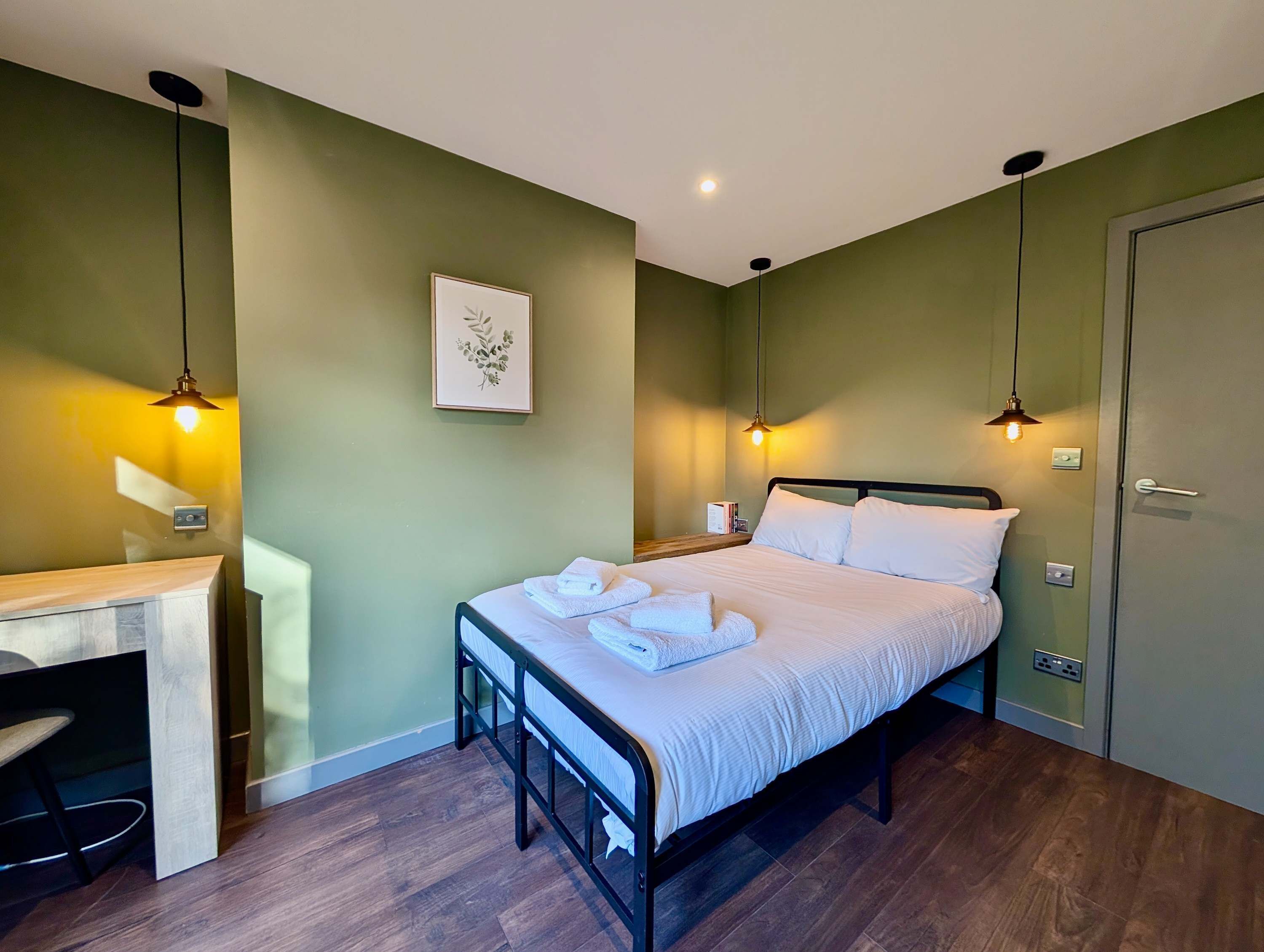 1 bedroom, desk, iron/ironing board, free WiFi