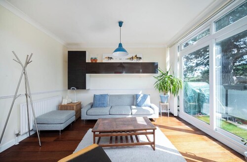 Cosy One-Bedroom Flat in Bromley