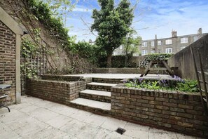 Terrace/patio - Cozy Studio with Private Garden in London (London)