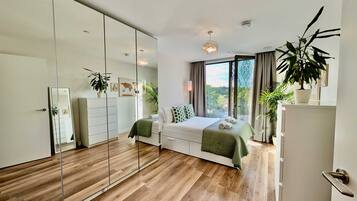 1 bedroom, desk, iron/ironing board, free WiFi