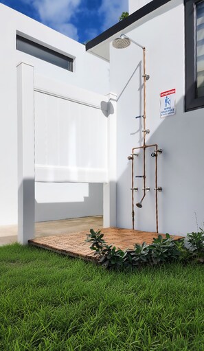 Property grounds - Welcome to your seaside escape! (San Juan)