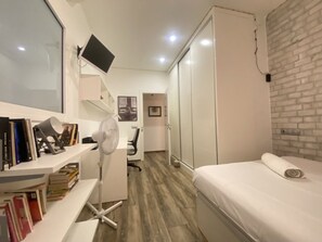 Room - Central apartment with air conditioning in Tarragona (Tarragona)