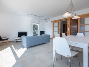 Interior - Modern house for 6 in Altafulla, near sea and town center (Altafulla)