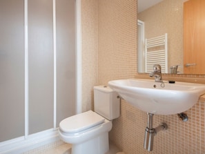 Bathroom - Modern house in Altafulla near sea, air-conditioned, WIFI, pool, family-friendly (Altafulla)