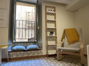 Interior - Cozy renovated studio in the heart of Tarragona near the beach (Tarragona)