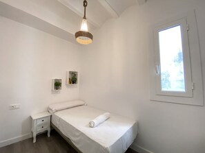 Room - Bright apartment in the historic center of Tarragona (Tarragona)