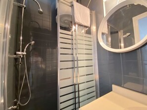 Bathroom - Bright apartment in the historic center of Tarragona (Tarragona)