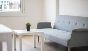 TV - Modern apartment in city center, near university (Tarragona)