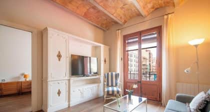 Modern 2-bedroom apartment in city center, Tarragona